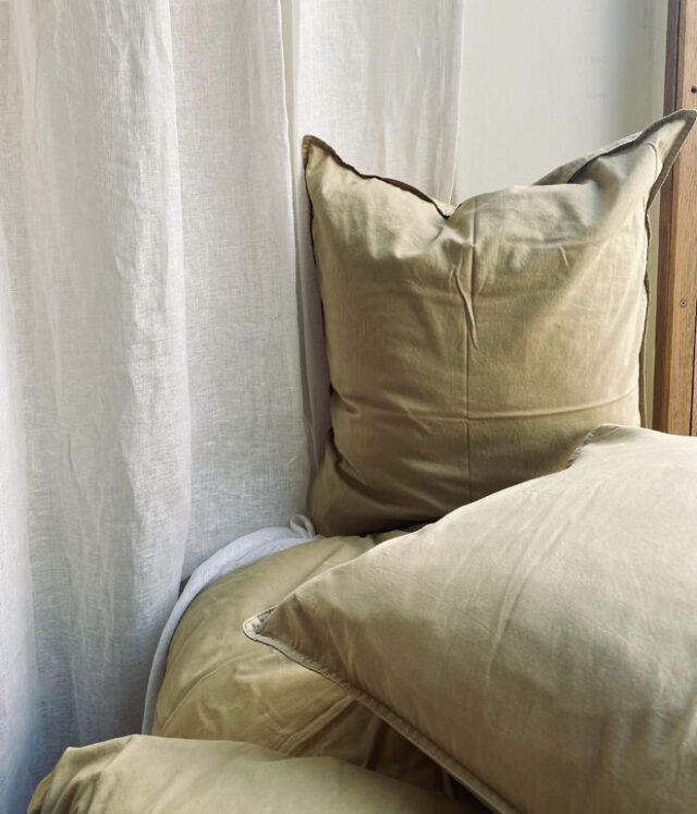 Kopia-av-BEd-set-midnatt-bosco_4248-e1610718529922