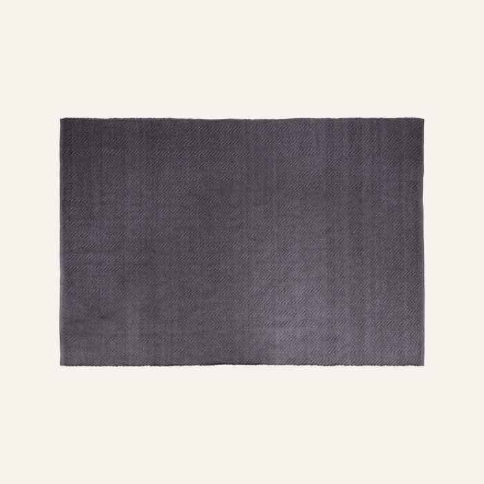 37183-PET-rug-herringbone-dark-grey-290x190cm-r161xp-1920×0